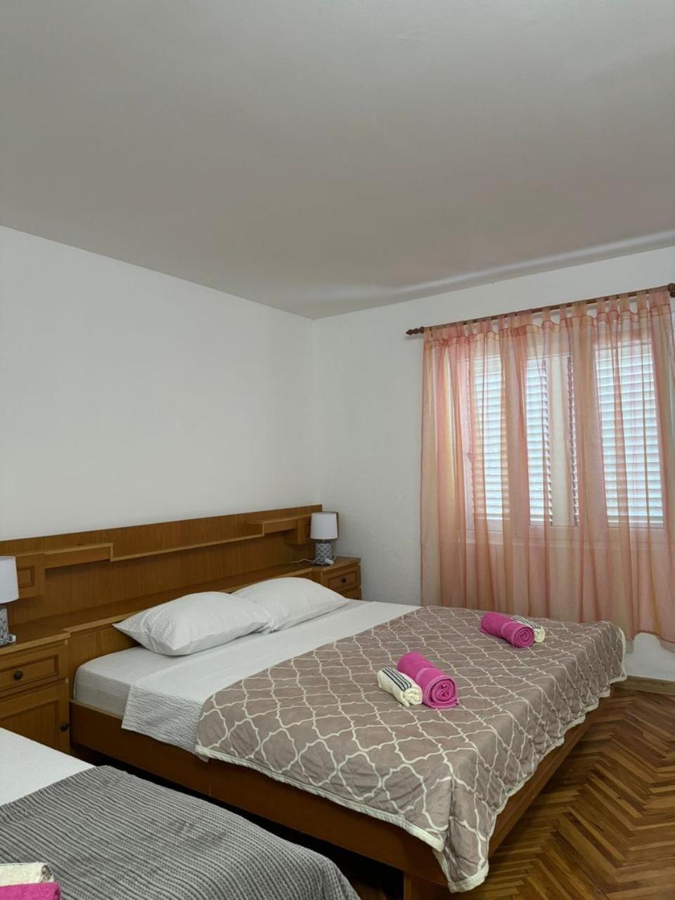 Apartmani Dada Kotor Exterior photo